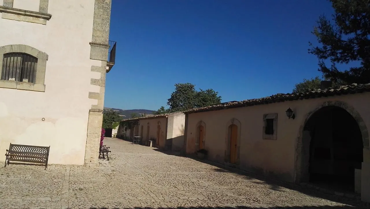 Farm stay Villa Zottopera - Dimora Di Sicilia Chiaramonte Gulfi